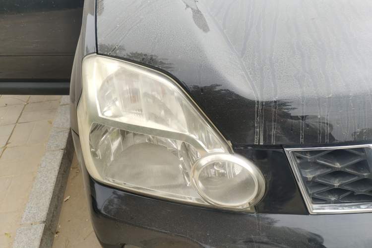 Used Nissan X-Trail 2010 2.0L CVT Comfort Edition 4WD Right Front Headlight