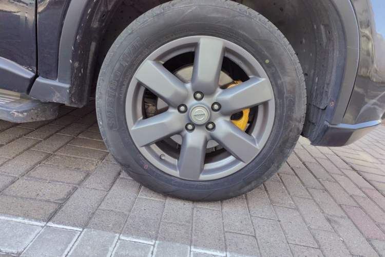 Used Nissan X-Trail 2010 2.5L CVT Ultimate Edition 4WD Right Front Wheel Hub