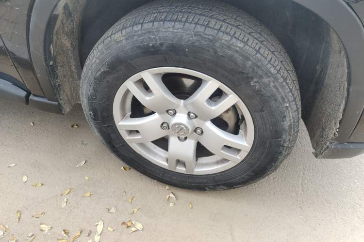 Used Nissan X-Trail 2010 2.0L CVT Comfort Edition 4WD Right Front Wheel Hub