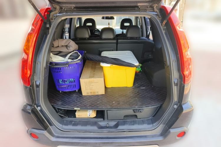 Used Nissan X-Trail 2010 2.5L CVT Flagship Edition 4WD Trunk