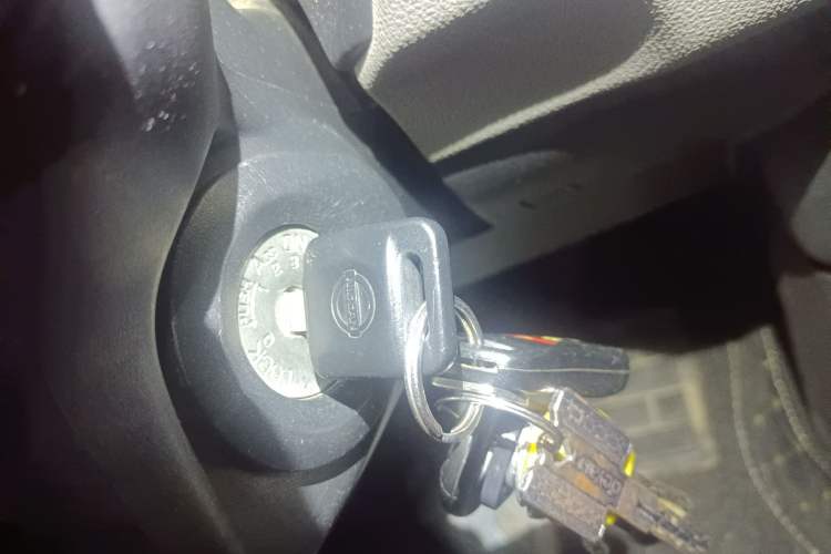 Used Nissan X-Trail 2010 2.0L Manual Comfort Edition 4WD Vehicle Key