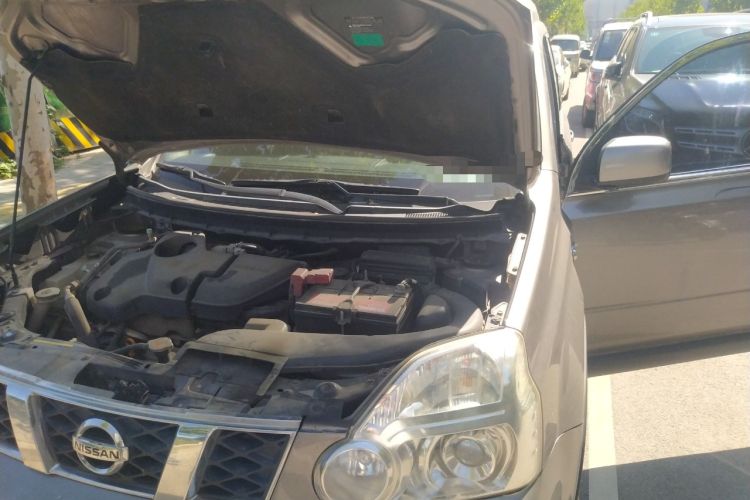 Used Nissan X-Trail 2010 2.5L CVT Flagship Edition 4WD Engine Bay Left