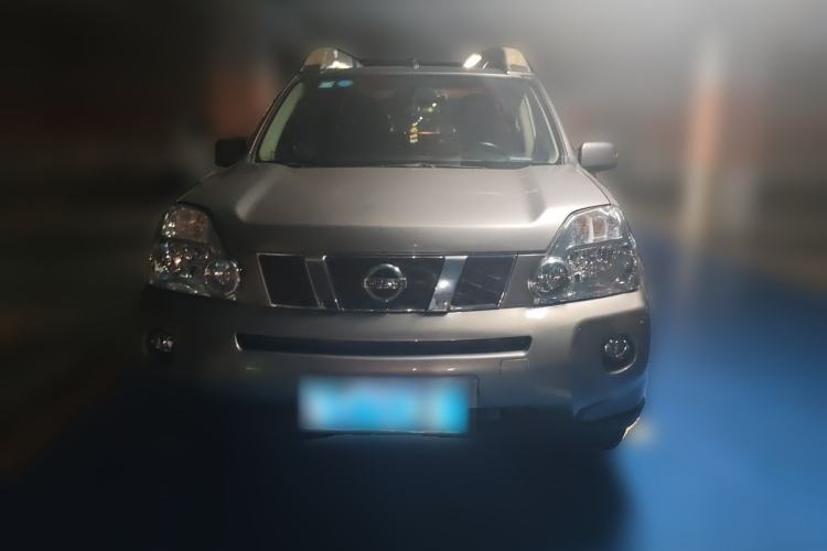 Used Nissan X-Trail 2010 2.5L CVT Luxury Edition 4WD Front