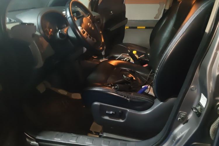 Used Nissan X-Trail 2010 2.5L CVT Luxury Edition 4WD Left Front Seat
