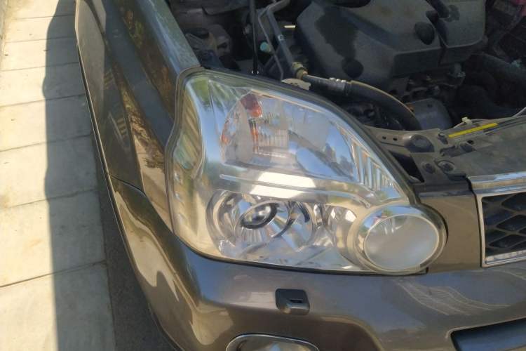 Used Nissan X-Trail 2010 2.5L CVT Flagship Edition 4WD Right Front Headlight
