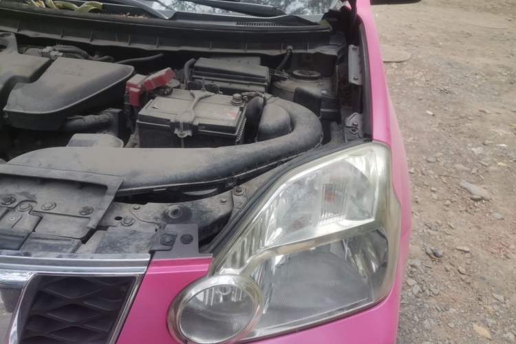 Used Nissan X-Trail 2010 2.5L CVT Luxury Edition 4WD Engine Bay Left