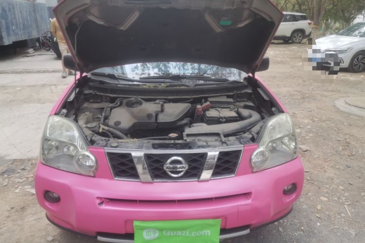 Used Nissan X-Trail 2010 2.5L CVT Luxury Edition 4WD Engine Bay