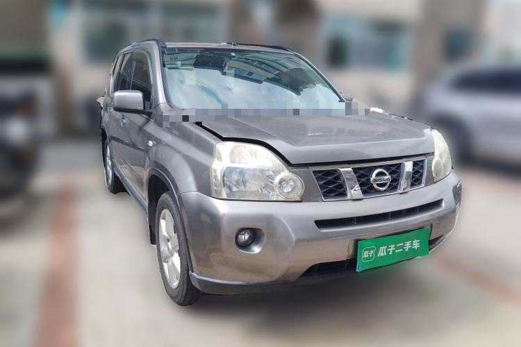 Used Nissan X-Trail 2010 2.5L CVT Luxury Edition 4WD Front Right 45 Deg