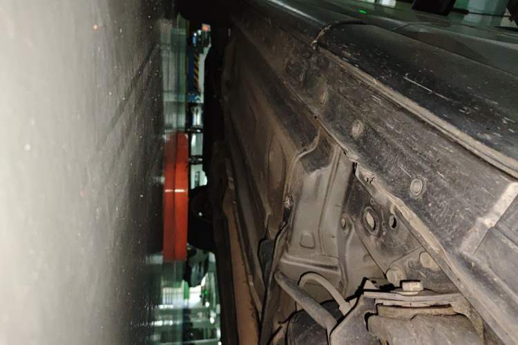 Used Nissan X-Trail 2010 2.5L CVT Ultimate Edition 4WD Chassis Rear Left
