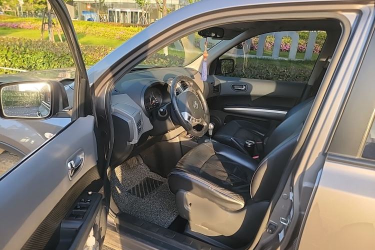 Used Nissan X-Trail 2010 2.5L CVT Luxury Edition 4WD Driver Seat