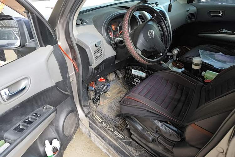 Used Nissan X-Trail 2010 2.0L CVT Comfort Edition 4WD Driver Seat