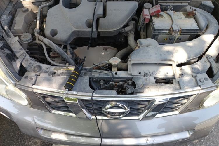 Used Nissan X-Trail 2010 2.5L CVT Luxury Edition 4WD Engine Bay