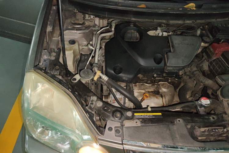 Used Nissan X-Trail 2010 2.5L CVT Ultimate Edition 4WD Engine Bay Right