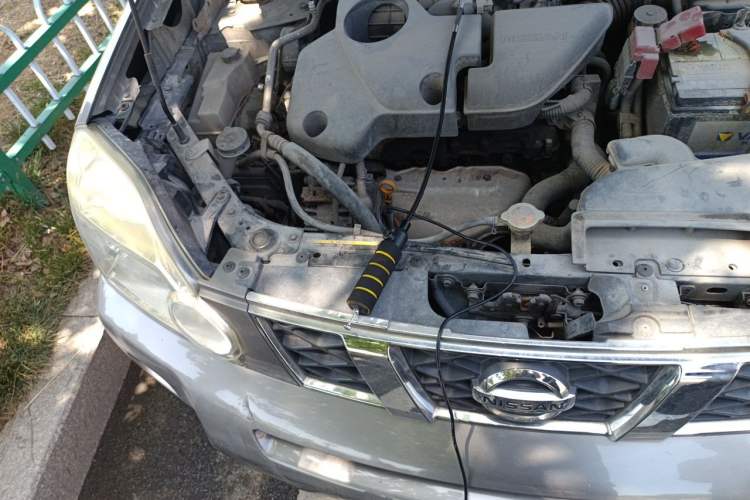 Used Nissan X-Trail 2010 2.5L CVT Luxury Edition 4WD Engine Bay Right