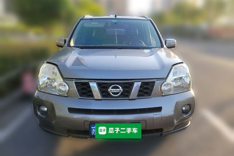 Used Nissan X-Trail 2010 2.5L CVT Luxury Edition 4WD Front