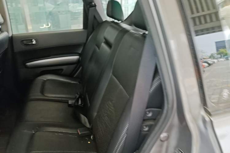 Used Nissan X-Trail 2010 2.5L CVT Luxury Edition 4WD Left Rear Seat