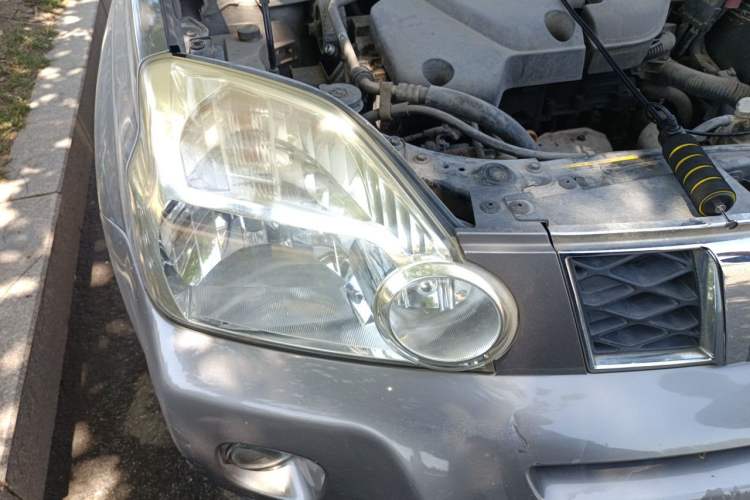 Used Nissan X-Trail 2010 2.5L CVT Luxury Edition 4WD Right Front Headlight