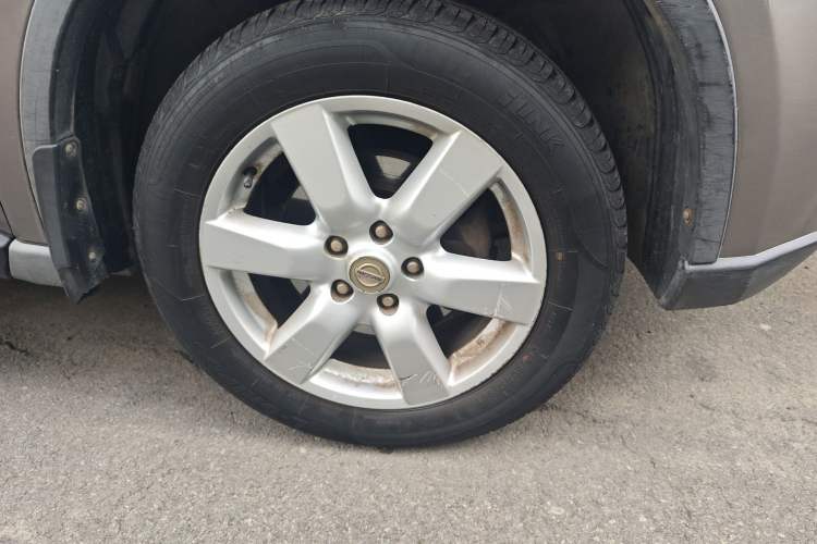 Used Nissan X-Trail 2010 2.5L CVT Luxury Edition 4WD Right Front Wheel Hub