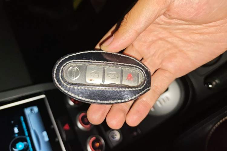 Used Nissan X-Trail 2010 2.5L CVT Ultimate Edition 4WD Vehicle Key
