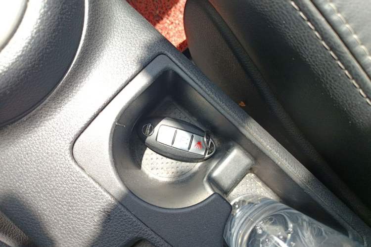 Used Nissan X-Trail 2010 2.5L CVT Luxury Edition 4WD Vehicle Key