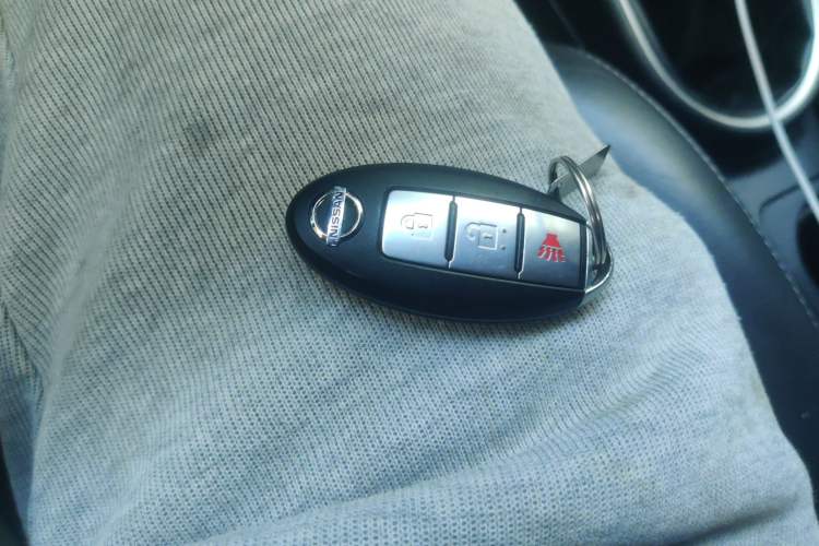Used Nissan X-Trail 2010 2.5L Manual Luxury Edition 4WD Vehicle Key