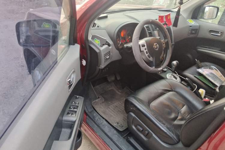 Used Nissan X-Trail 2010 2.5L CVT Luxury Edition 4WD Driver Seat