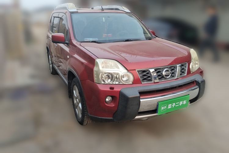 Used Nissan X-Trail 2010 2.5L CVT Luxury Edition 4WD Front Right 45 Deg