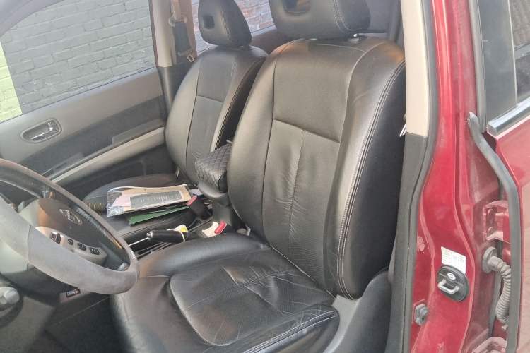 Used Nissan X-Trail 2010 2.5L CVT Luxury Edition 4WD Left Front Seat