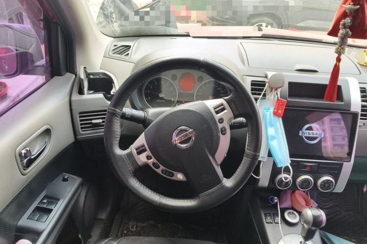 Used Nissan X-Trail 2010 2.5L CVT Ultimate Edition 4WD Steering Wheel