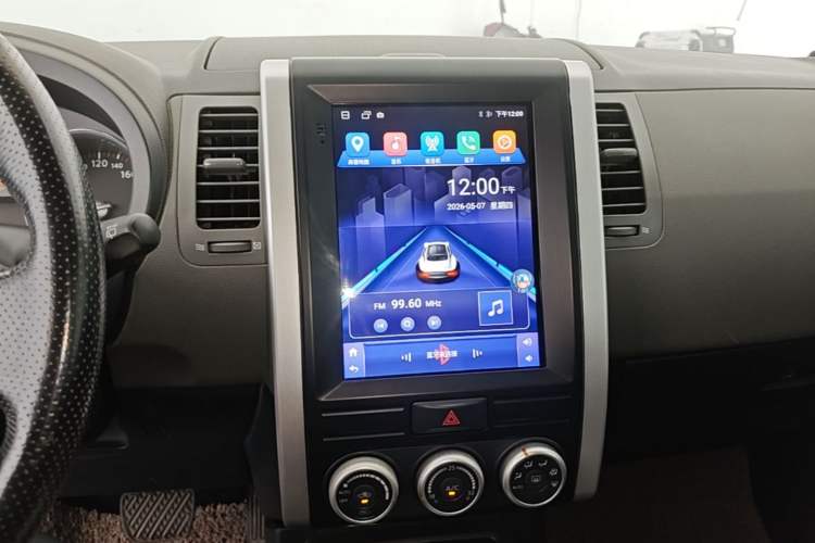 Used Nissan X-Trail 2010 2.5L CVT Luxury Edition 4WD Audio And AC Panel