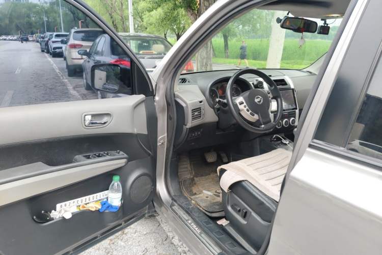 Used Nissan X-Trail 2010 2.5L CVT Flagship Edition 4WD Driver Seat