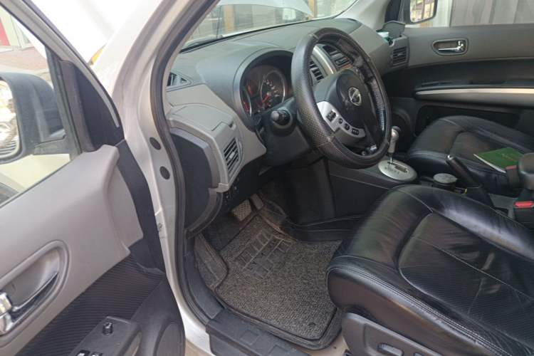 Used Nissan X-Trail 2010 2.5L CVT Luxury Edition 4WD Driver Seat