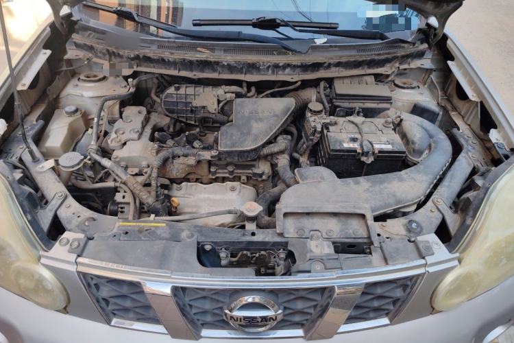 Used Nissan X-Trail 2010 2.5L CVT Luxury Edition 4WD Engine Bay