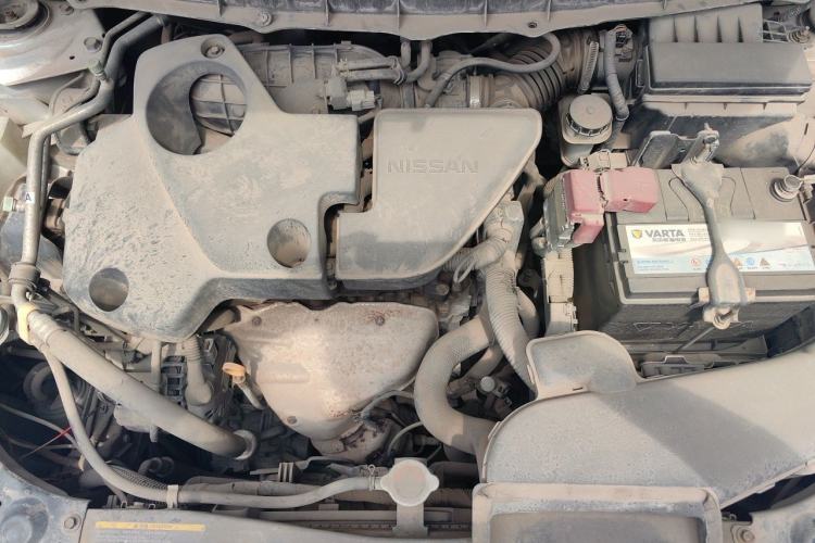 Used Nissan X-Trail 2010 2.5L CVT Luxury Edition 4WD Engine Bay