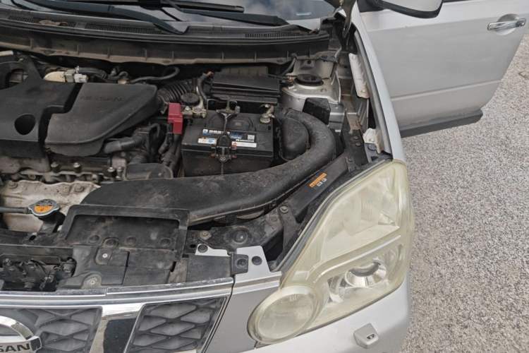Used Nissan X-Trail 2010 2.5L CVT Flagship Edition 4WD Engine Bay Left