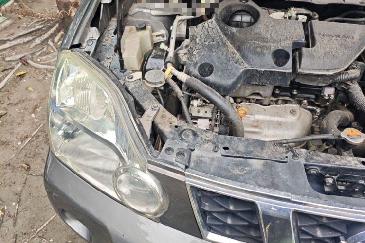 Used Nissan X-Trail 2010 2.5L CVT Luxury Edition 4WD Engine Bay Right