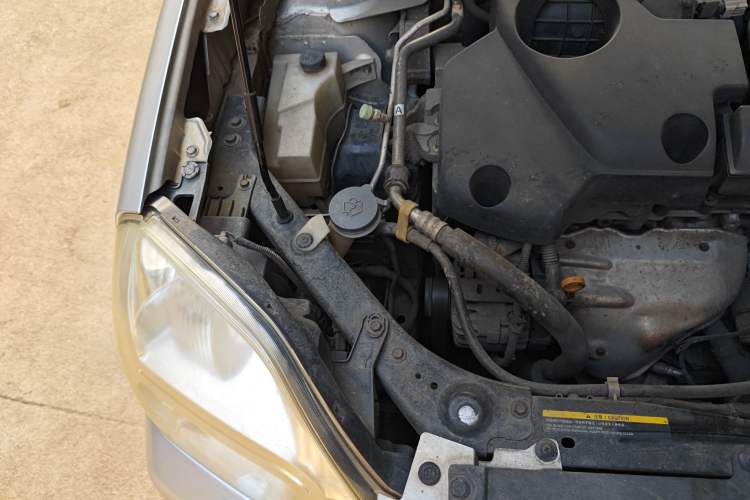 Used Nissan X-Trail 2010 2.5L CVT Flagship Edition 4WD Engine Bay Right
