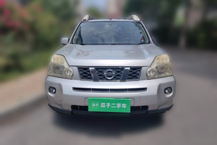 Used Nissan X-Trail 2010 2.5L CVT Luxury Edition 4WD Front