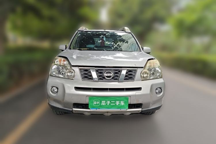 Used Nissan X-Trail 2010 2.5L CVT Luxury Edition 4WD Front