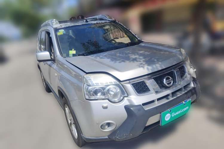 Used Nissan X-Trail 2010 2.5L CVT Flagship Edition 4WD Front Right 45 Deg