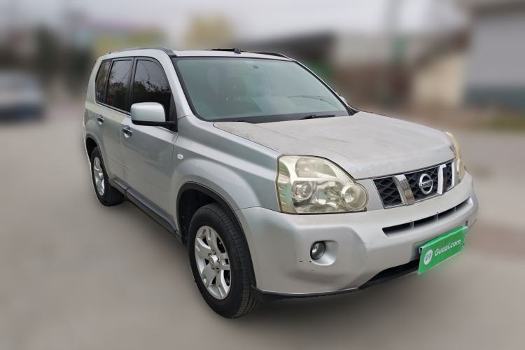 Used Nissan X-Trail 2010 2.0L CVT Comfort Edition 4WD Front Right 45 Deg