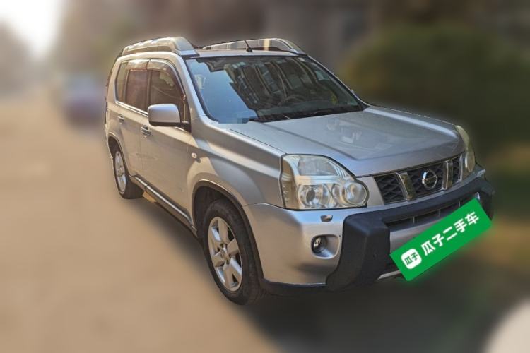 Used Nissan X-Trail 2010 2.5L CVT Flagship Edition 4WD Front Right 45 Deg
