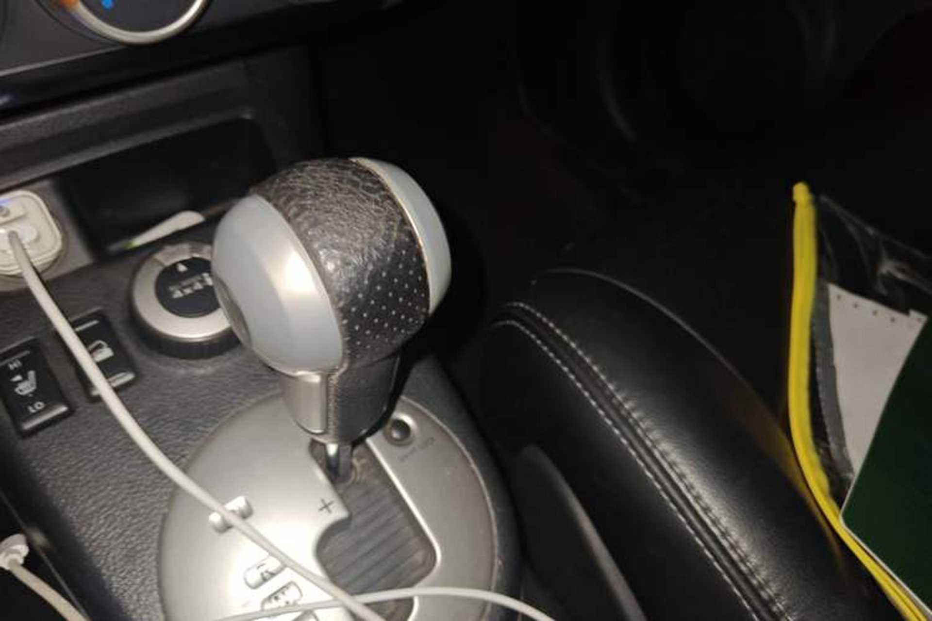Used Nissan X-Trail 2010 2.5L CVT Luxury Edition 4WD Gear Lever