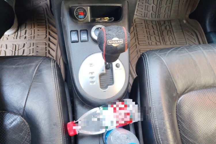 Used Nissan X-Trail 2010 2.5L CVT Luxury Edition 4WD Gear Lever