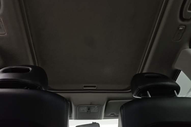 Used Nissan X-Trail 2010 2.5L CVT Luxury Edition 4WD Headliner
