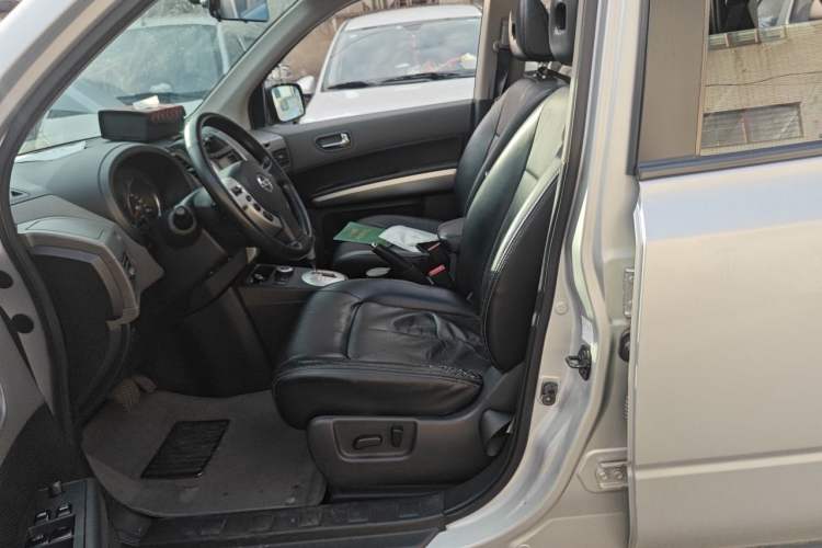 Used Nissan X-Trail 2010 2.5L CVT Flagship Edition 4WD Left Front Seat