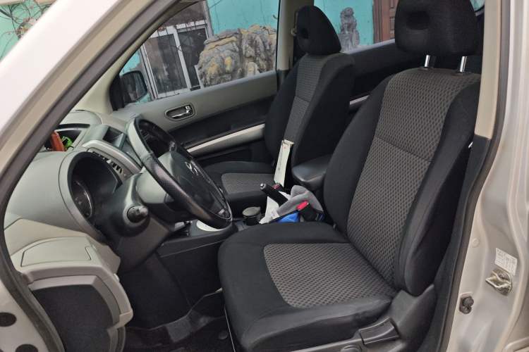Used Nissan X-Trail 2010 2.0L CVT Comfort Edition 4WD Left Front Seat