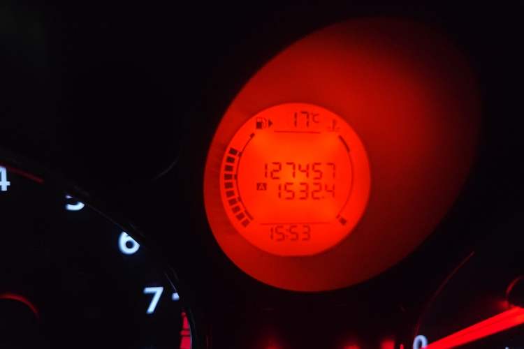 Used Nissan X-Trail 2010 2.5L Manual Luxury Edition 4WD Odometer Close Up
