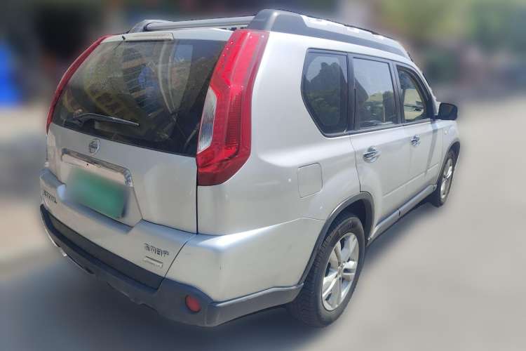 Used Nissan X-Trail 2010 2.5L CVT Flagship Edition 4WD Rear Right 45 Deg