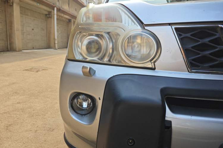 Used Nissan X-Trail 2010 2.5L CVT Flagship Edition 4WD Right Front Headlight